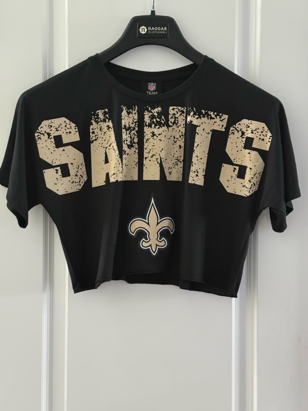 Saints NFL Team Apparel Black Crop Top Womens XL Fleur-De-Lis Graphic Tee